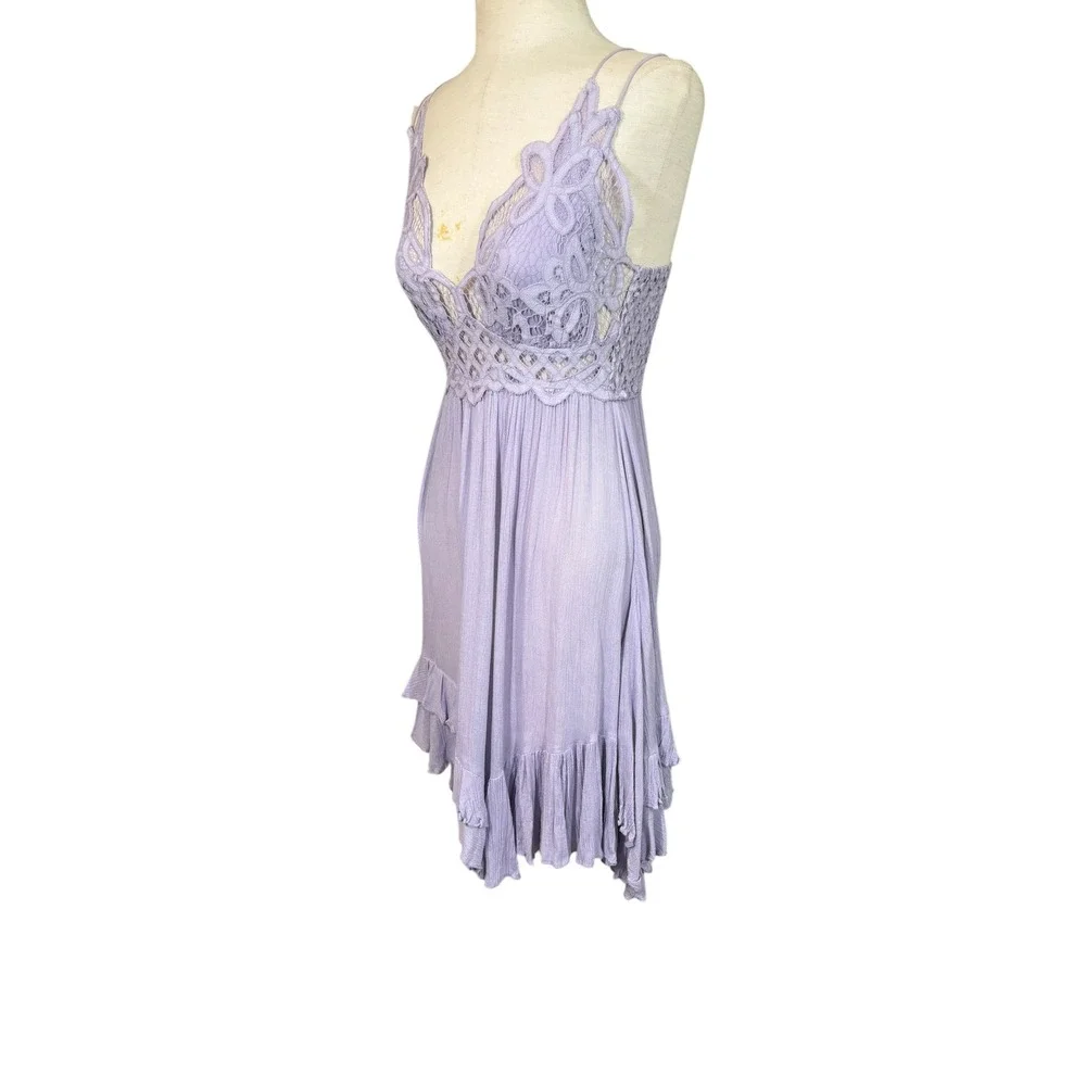 Free People Adella Slip Dress Lilac Purple M Lace Ruffle Feminine Boho Romantic
